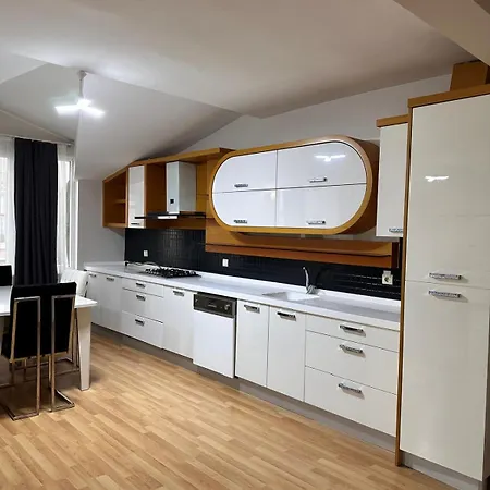Apartment Aile Icin Uygun Bueyuek Merkezi *