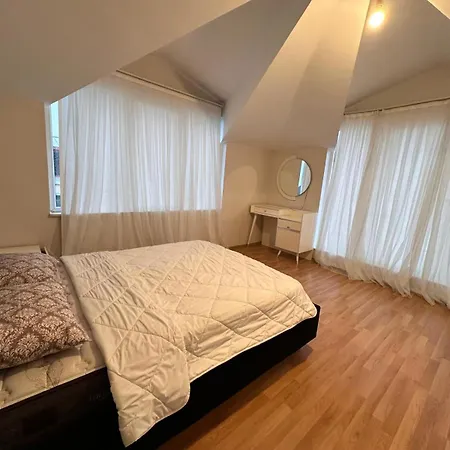 Aile Icin Uygun Bueyuek Merkezi Istanbul